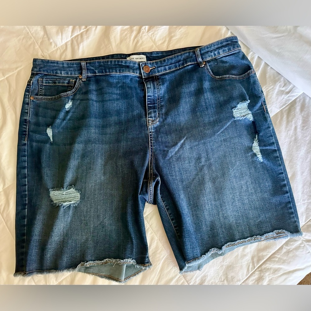 Lane Bryant SZ 24 Distressed Bermuda Denim Shorts